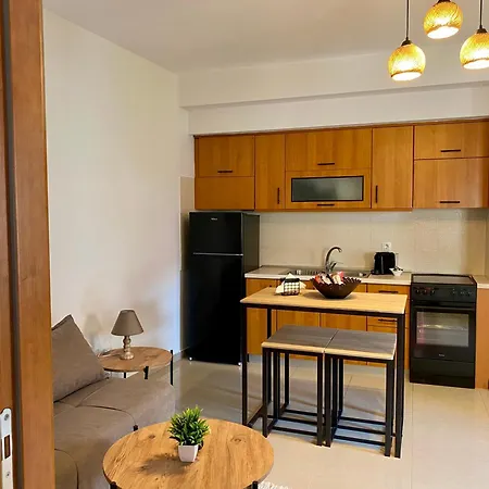 & Riverfront 3 شقة