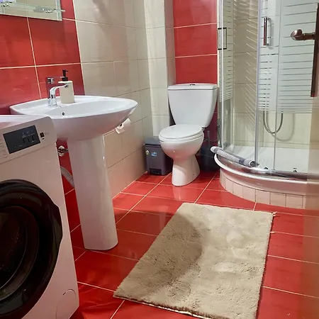 & Riverfront 3 شقة