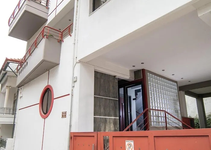 & Riverfront 3 Edessa